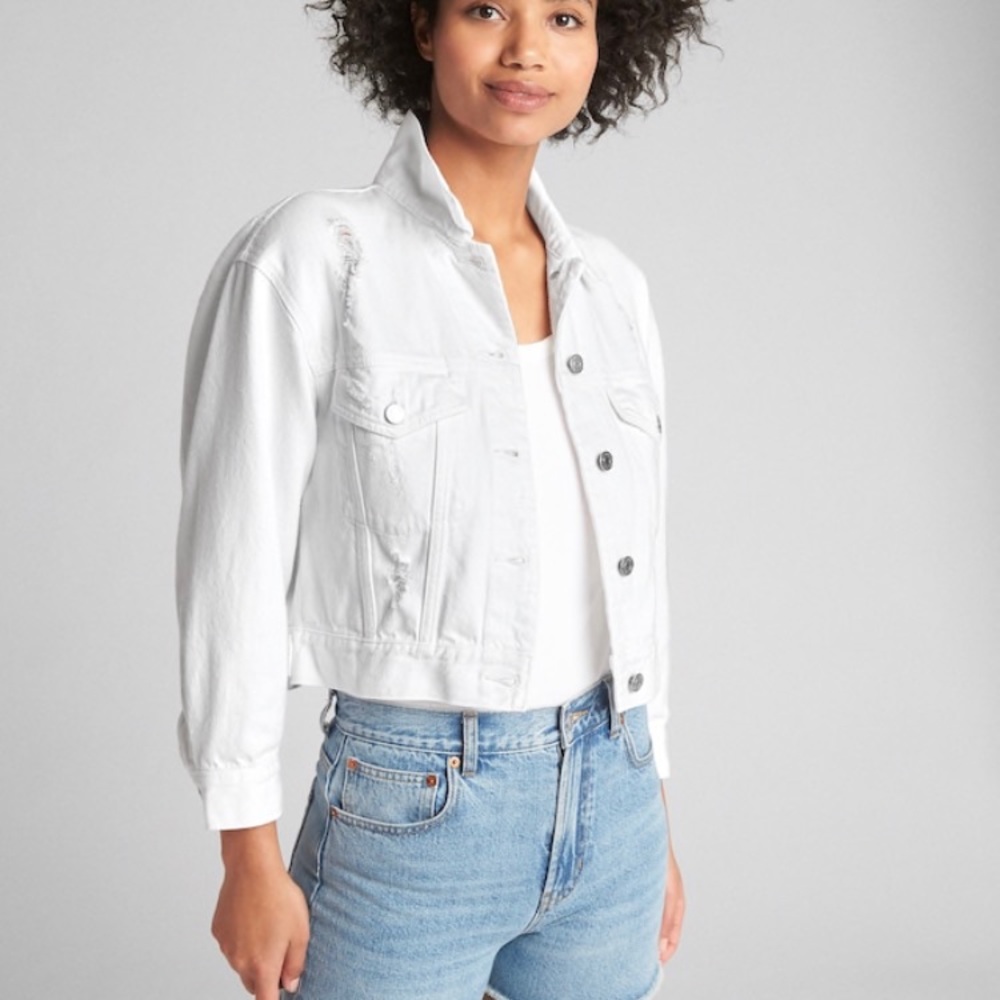 NWOT GAP JEAN JACKET